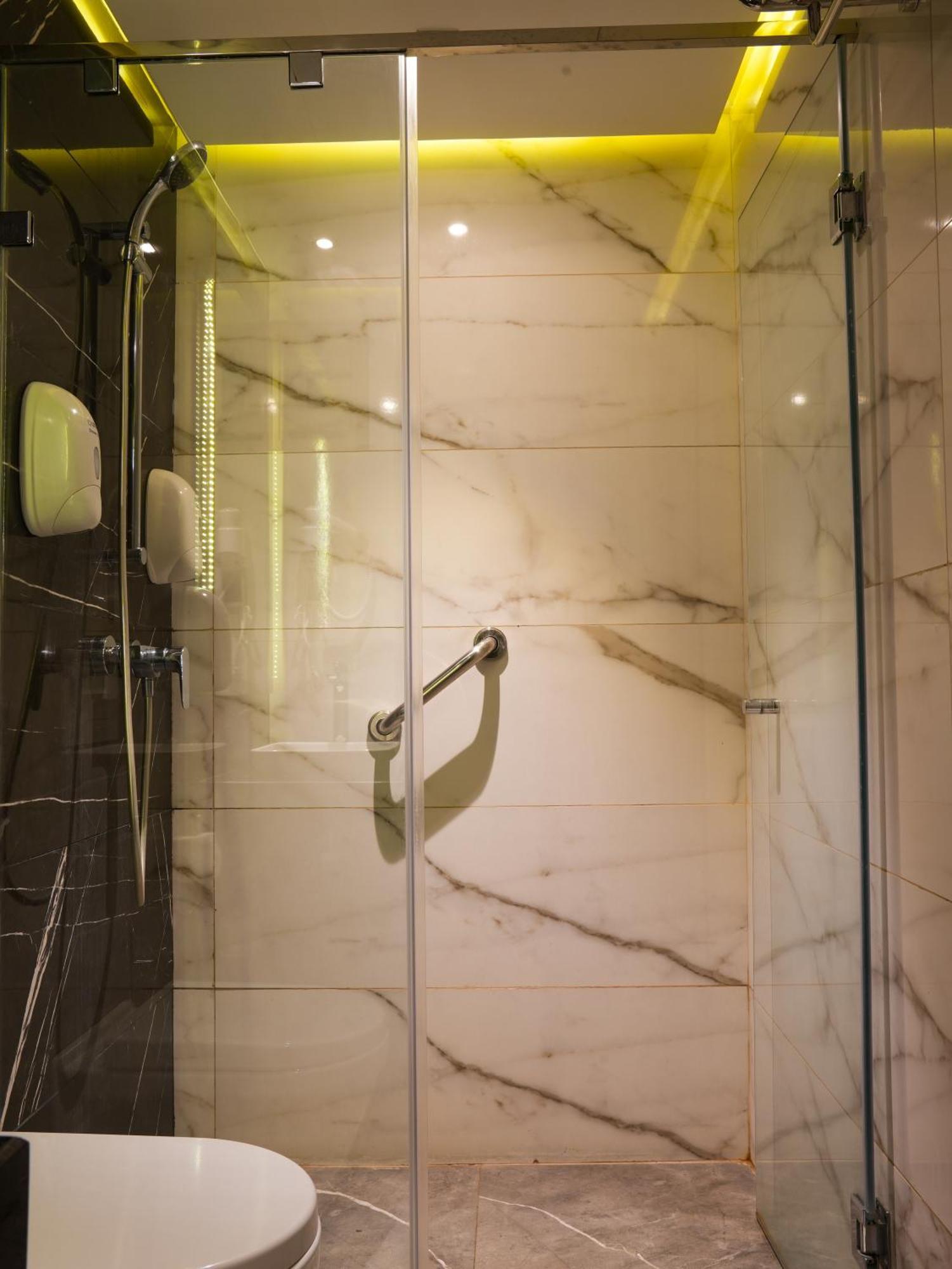First Suites Hotel ราบัต ภายนอก รูปภาพ