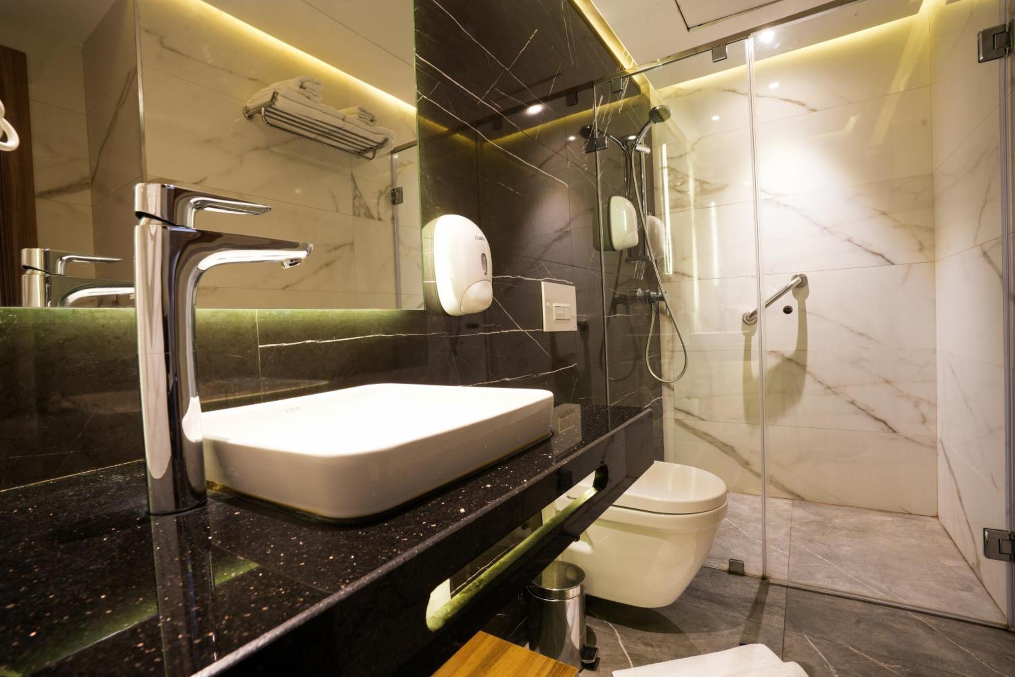 First Suites Hotel ราบัต ภายนอก รูปภาพ